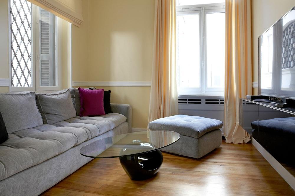 The White House In Plaka By Jj Hospitality Villa Athena Bagian luar foto