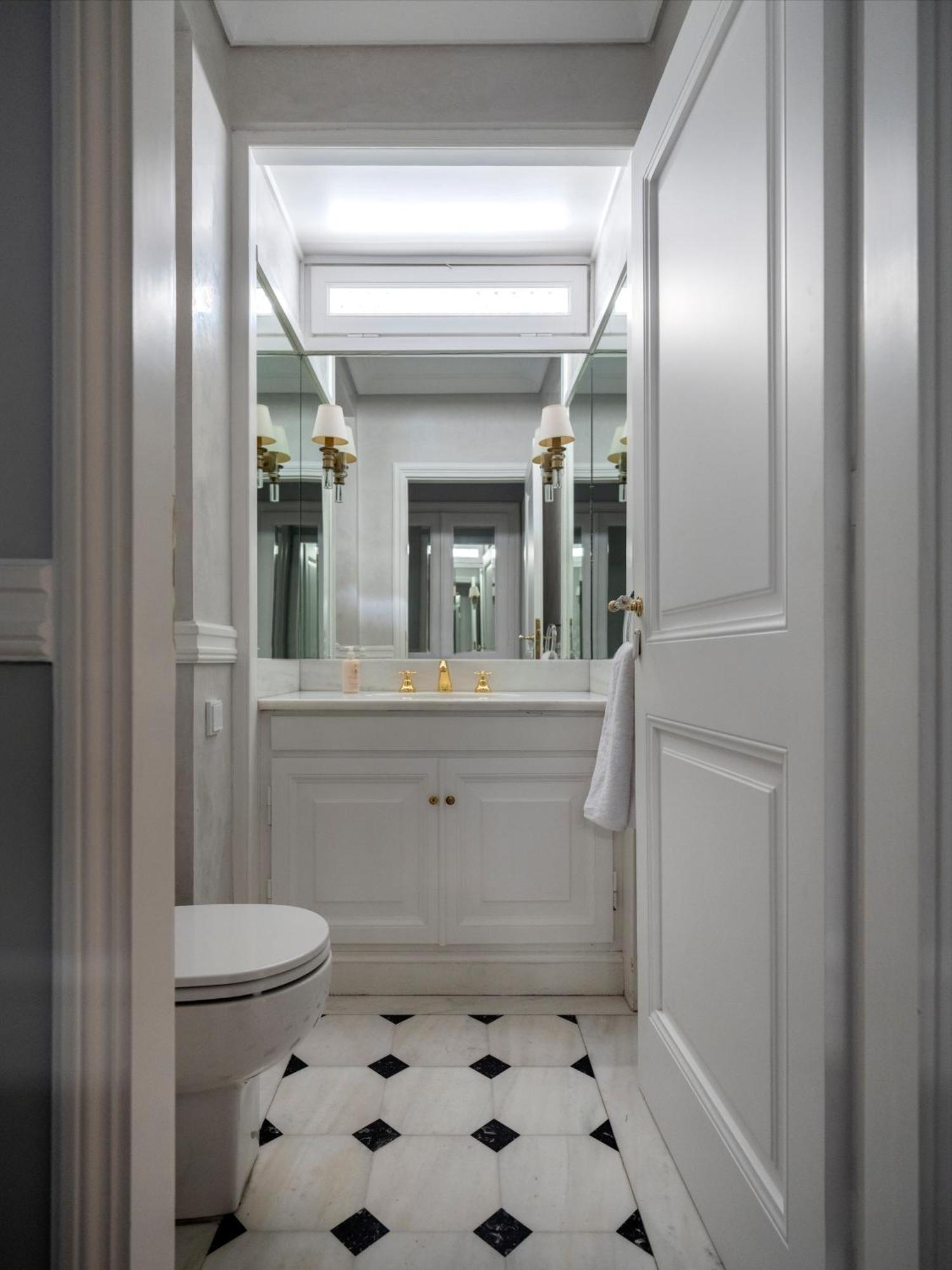 The White House In Plaka By Jj Hospitality Villa Athena Bagian luar foto