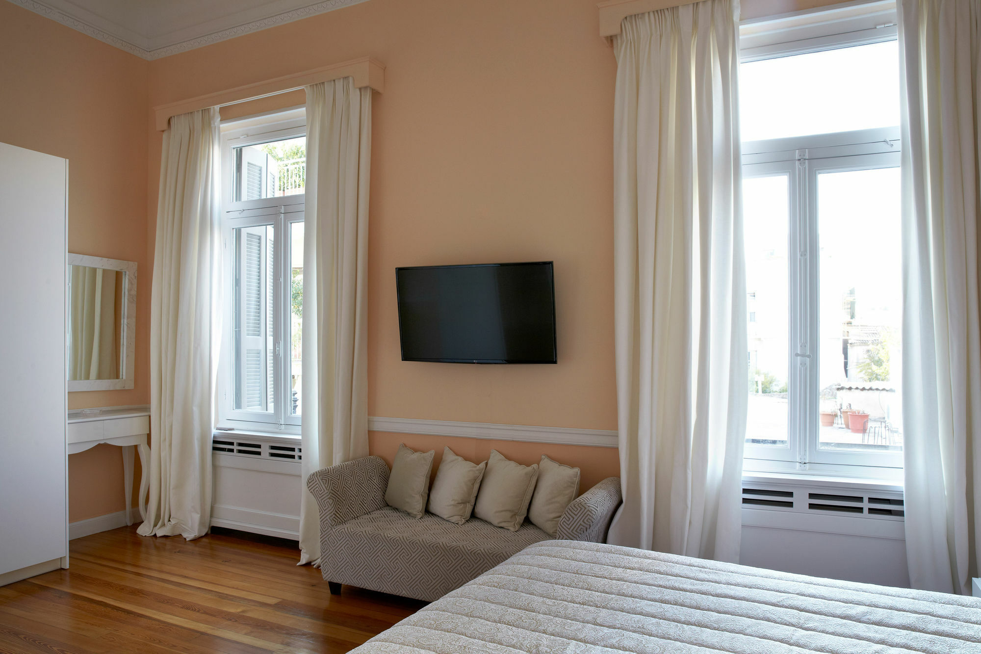 The White House In Plaka By Jj Hospitality Villa Athena Bagian luar foto